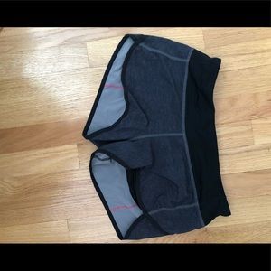 Lululemon Black & Hot Pink 2.5in Speed Up Shorts